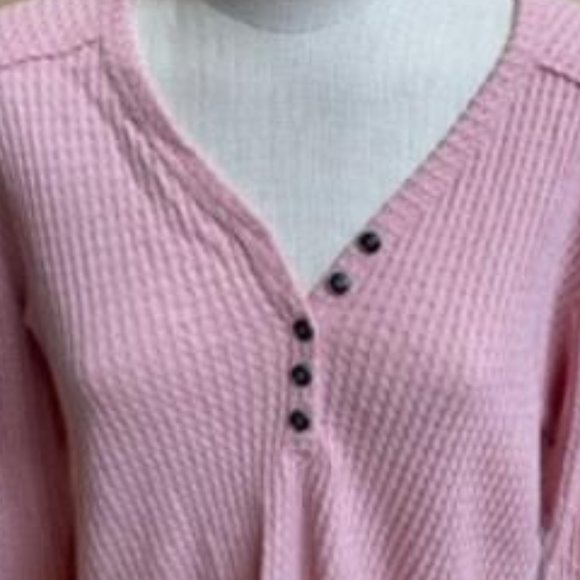 NWT-Pink Waffle Knit Henley Size Large - Picture 2 of 3